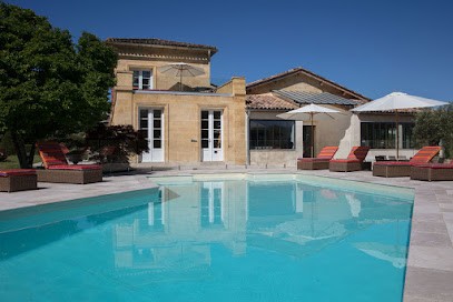 Château Du Palanquey & Spa, Chambre d'Hôtes à Sainte-Colombe