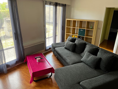 Gîte Le Bellecroix 4 Personnes Avec Jardin Et Garage Location De Vacances à Yzeure