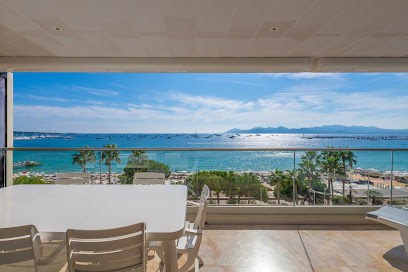 Le H Côte D'azur : Palais D'orsay Cannes By Herbeth Location De Vacances à Cannes