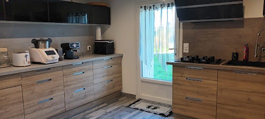 Le Hameau de la Dtente - King Size Room, Chambre d'Hôtes à Menomblet