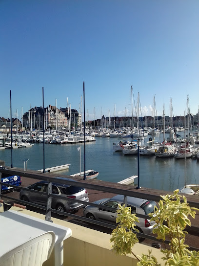 Appartement Loft Cabourg Location De Vacances à Dives-sur-Mer