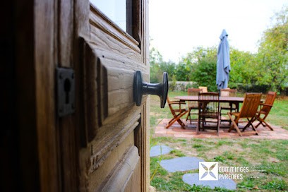 Ferme De Coumodous : Gîte, Chambres Et Table D'hôtes, Chambre d'Hôtes à Montmaurin