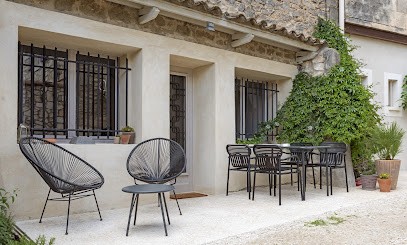 La Petite Maison de Paradou, Chambre d'Hôtes à Paradou