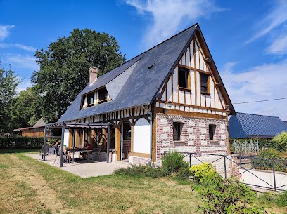Gîte LE PRESSOIR - NORMANDIE, Location de Vacances à Étréville