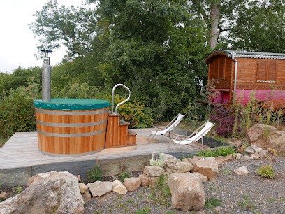 La ROULOTTE DE COCO, Chambre d'Hôtes à La Lande-de-Goult