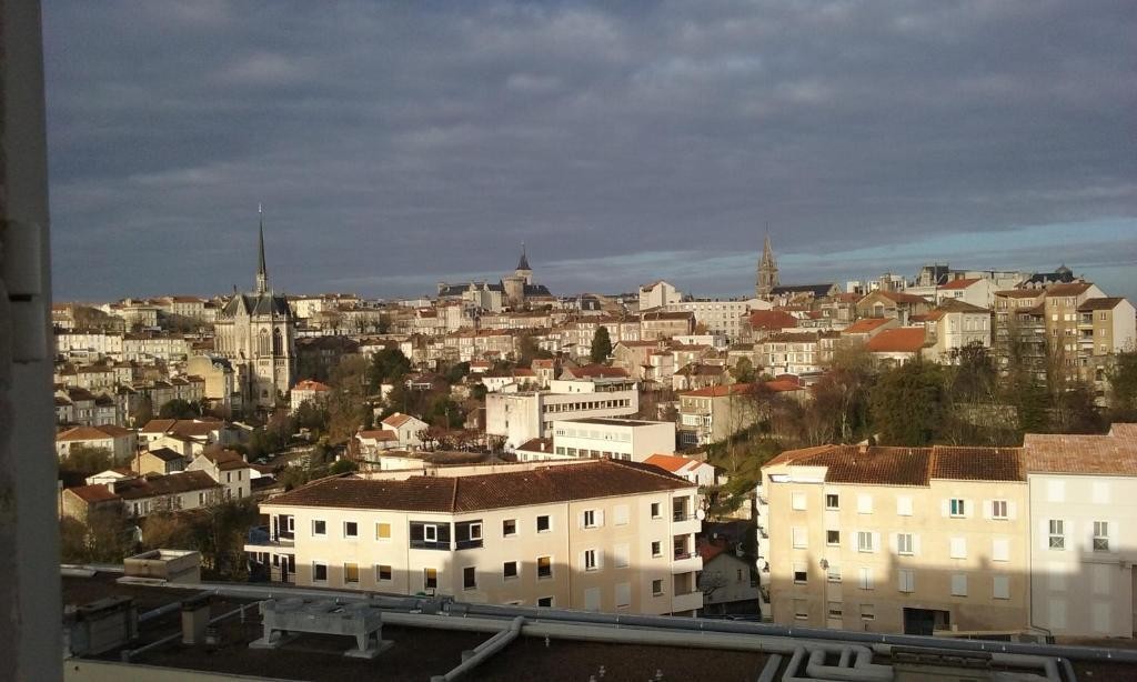 La Tour De Lavalette, Chambre d'Hôtes à Angoulême