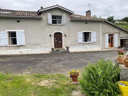 Chambres Avec Piscine à La Campagne, Chambre d'Hôtes à Ponlat-Taillebourg