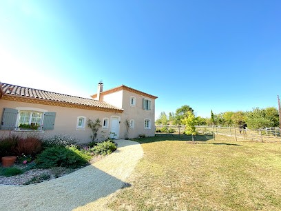 Suite de 2 chambres attenantes avec sa salle de bain et wc privé attenant, Chambre d'Hôtes à Larroque-sur-l'Osse
