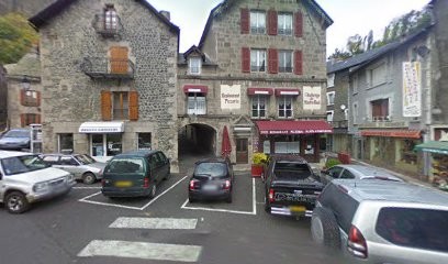 Bernard Niocel, Location de Vacances à Murat