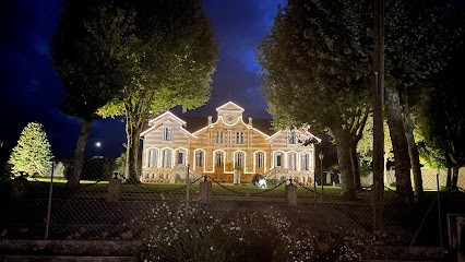 Chambres d'hôtes du Château MAUCAILLOU, Chambre d'Hôtes à Moulis-en-Médoc