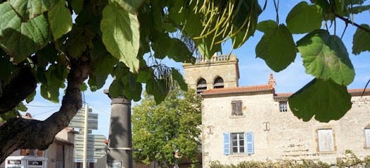 Chambres Et Table D'hôtes Chez Bélu, Chambre d'Hôtes à Saint-Julien-de-Coppel