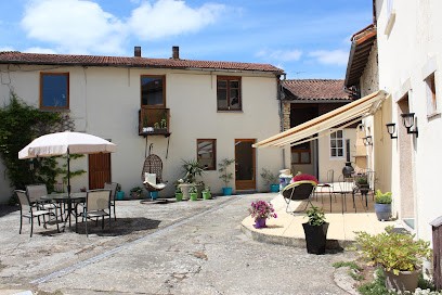 Belle's Retreat, Chambre d'Hôtes à Saint-Jean-de-Sauves