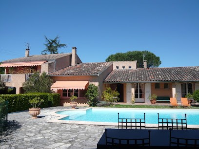 Geneviève PACE, Location de Vacances à Saint-Geniès-Bellevue