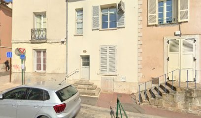 The Villa Napoleon, Chambre d'Hôtes à Fontainebleau