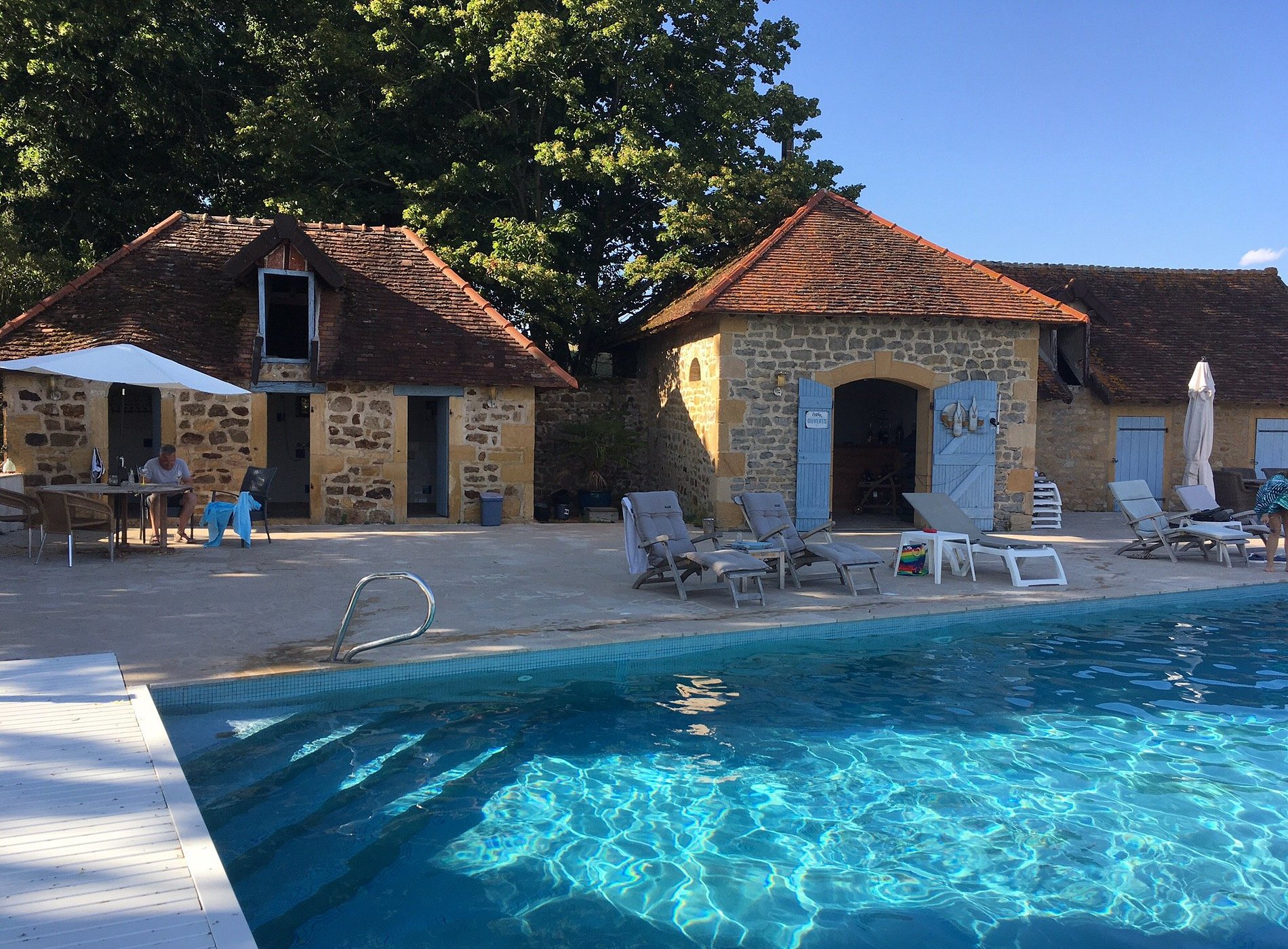 Chateau La Megene B&B, Chambre D'hôtes à Gueugnon
