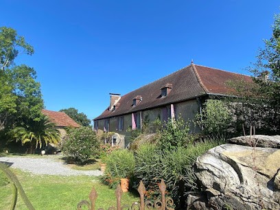 Maison d'hôtes - Maison Castaings, Maison d'Hôtes à Lucq-de-Béarn