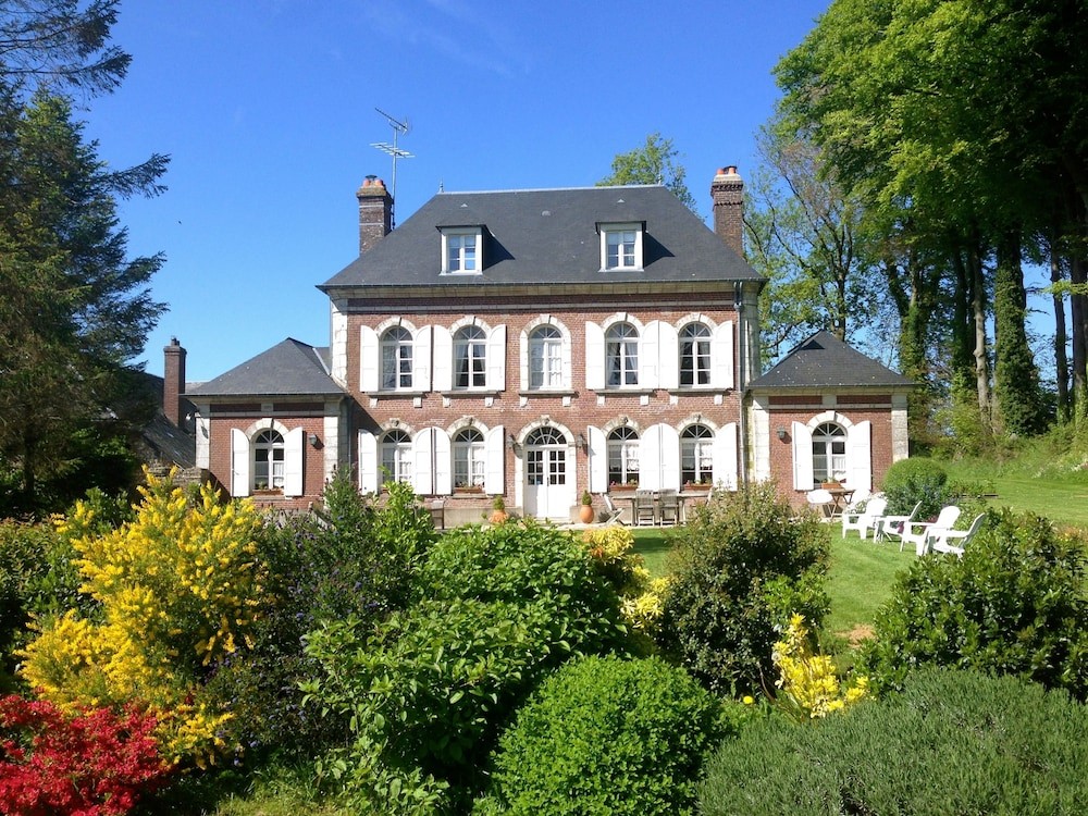 Le Clos Des Hautes Loges, Chambre d'Hôtes aux Loges