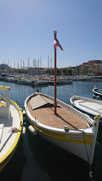 La Bastide des Pitchounes, Chambre d'Hôtes à Saint-Cyr-sur-Mer