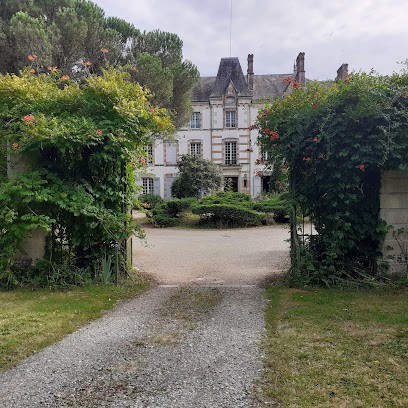 Château Des Bretonnières Sur Vie, Chambre d'Hôtes à Commequiers