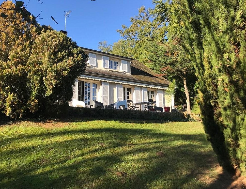 Une nuit sur Loire, Chambre d'Hôtes à Gennes-Val-de-Loire