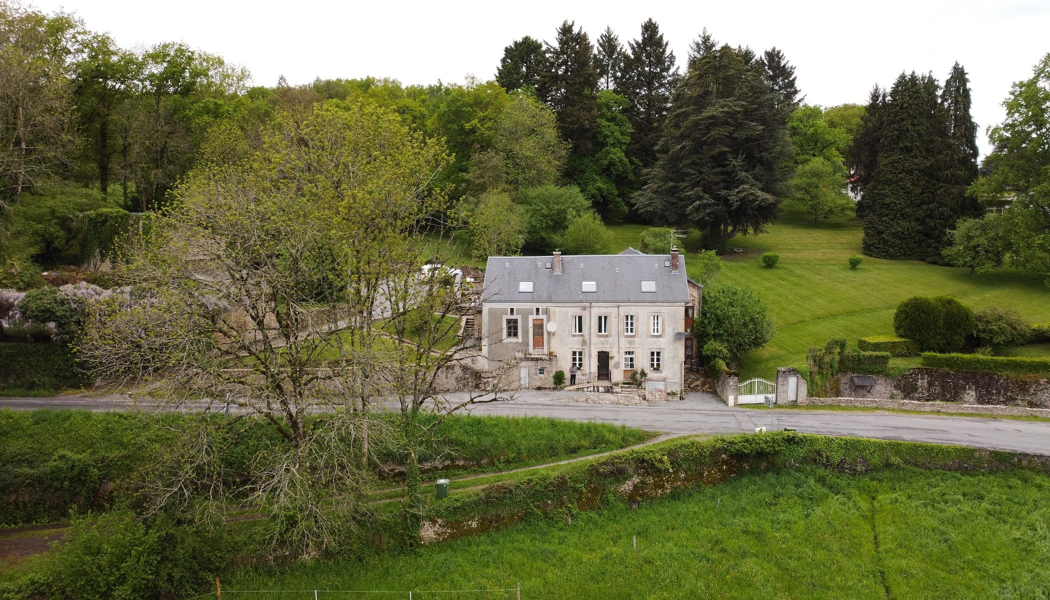 Vue Du Vallon, Chambre d'Hôtes à Bersac-sur-Rivalier
