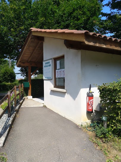 Ain'solites Camping Journans, Chambre d'Hôtes à Journans