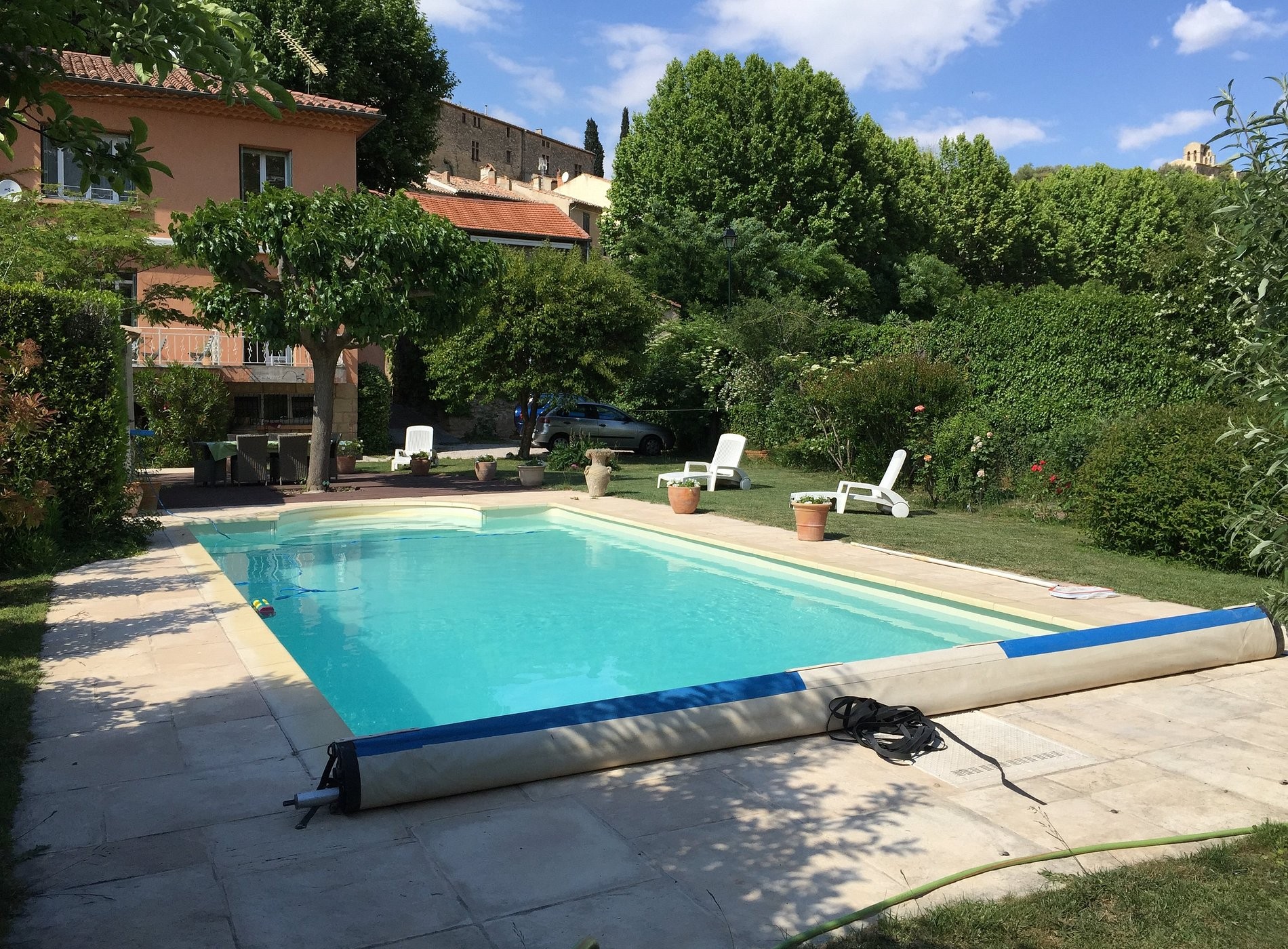 Chez Cinette - la roseraie, Chambre d'Hôtes à Jouques