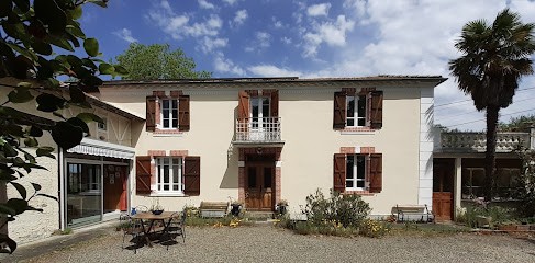 Au Charron : Entre 2 Jazz, Chambre d'Hôtes à Goux