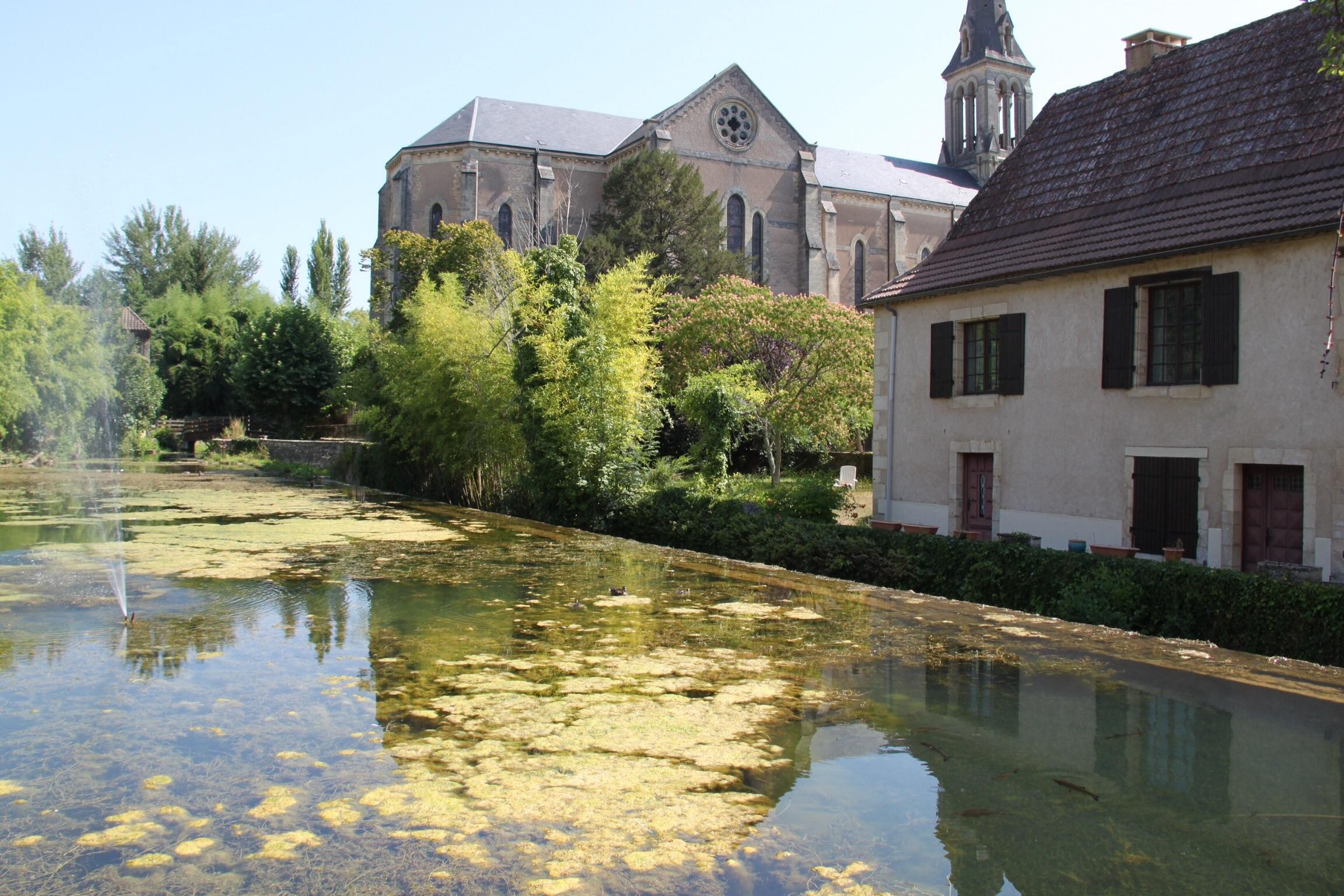 Maison Jolie, Location de Vacances au Bugue