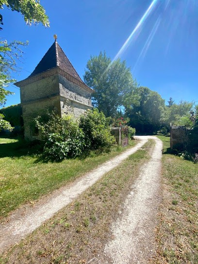 Gîte de L'Edelinie, Location de Vacances à Nanteuil-Auriac-de-Bourzac
