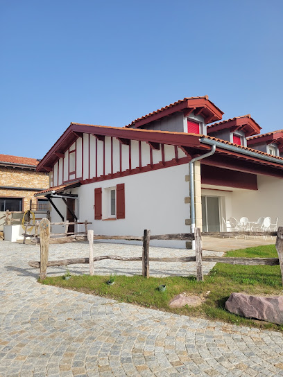 Sarl Hegoa, Location De Vacances à Sare