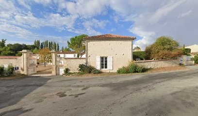 Fallelour Michel, Chambre d'Hôtes à Antezant-la-Chapelle