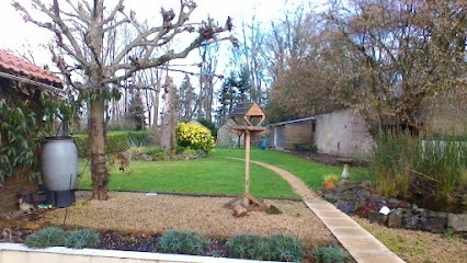 La Petite Maison Blanc, Chambre d'Hôtes à La Forêt-sur-Sèvre