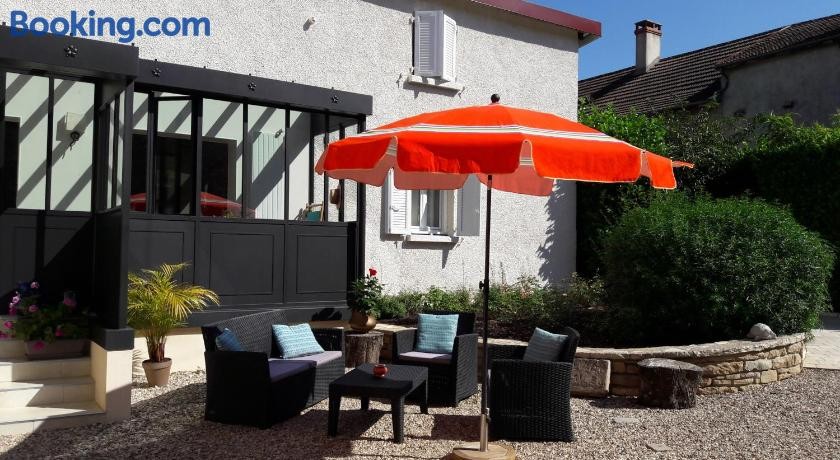 Les Chambres Buissonnières, Chambre d'Hôtes à Ladoix-Serrigny