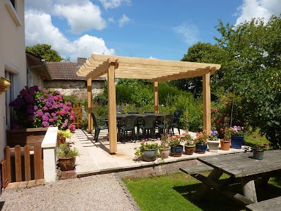 L'Hirondelle Chambres d'Hôtes et Gîte, Maison d'Hôtes à Saint Mathieu