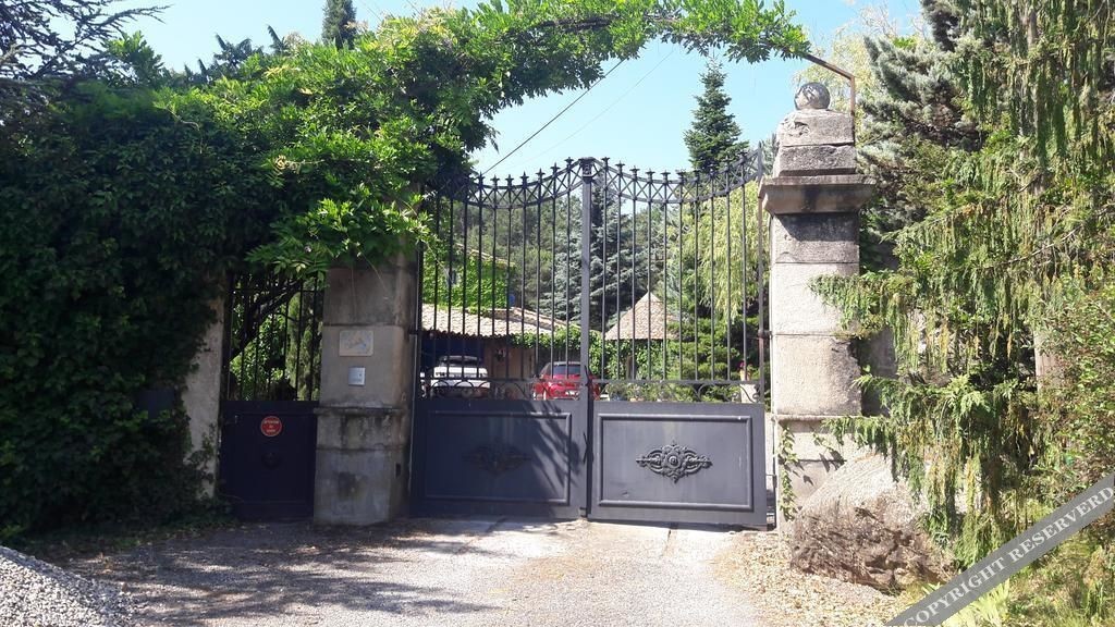 Chambre d'hôtes La Citadelle, Chambre d'Hôtes à Lardier-et-Valença