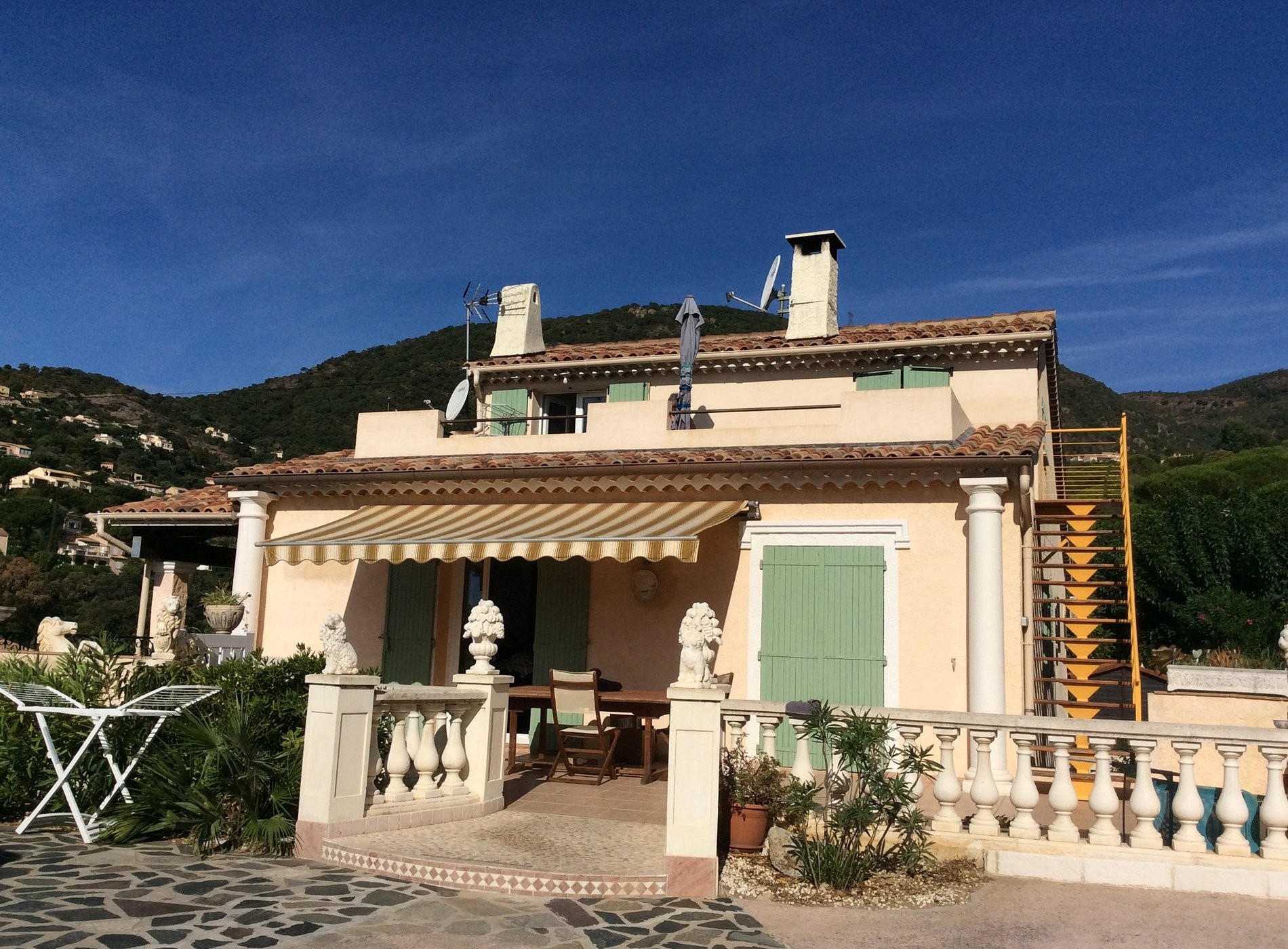 villa plein sud, Maison d'Hôtes à Cavalaire-sur-Mer