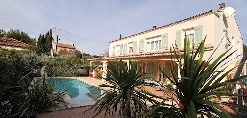 Villa Des Cigales, Chambre d'Hôtes à Beaucaire