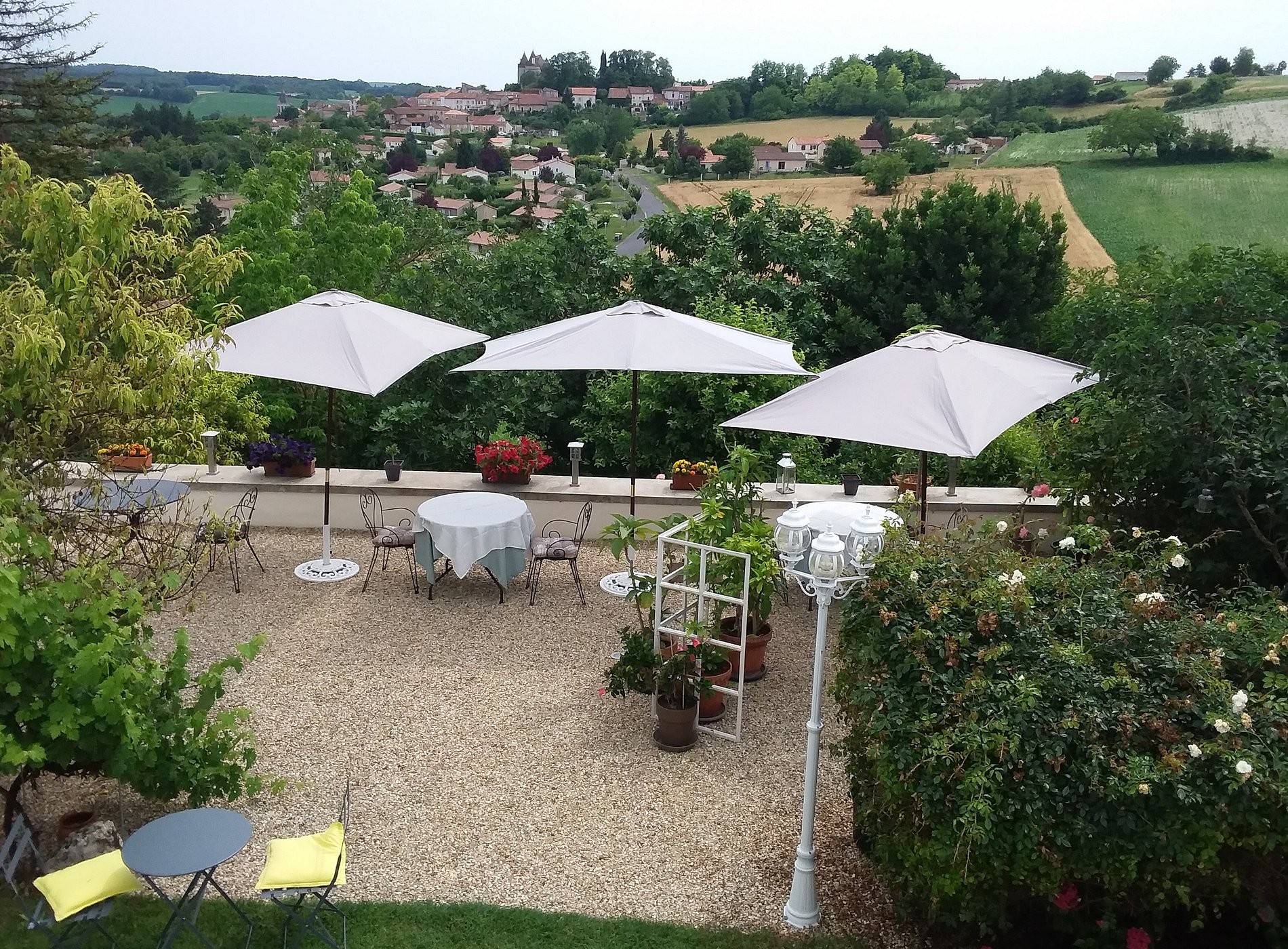 Montis Maurelli, Chambre d'Hôtes à Montmoreau