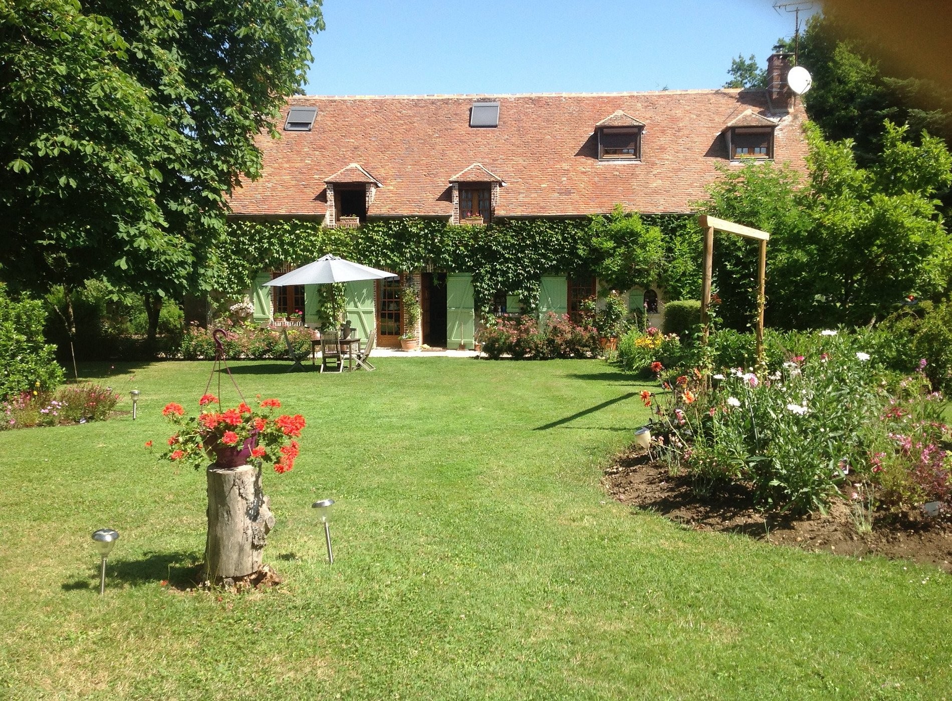 L'Enchantée, Chambre d'Hôtes à Triguères