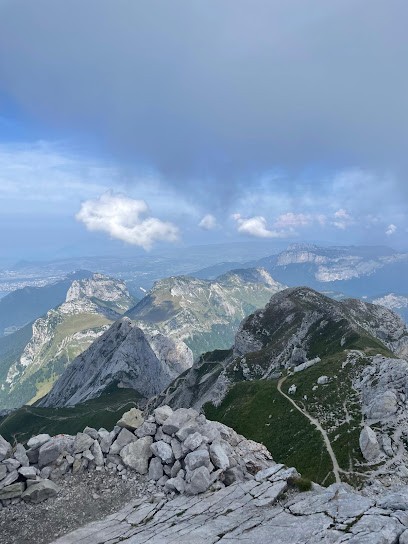 La Tournette, Location de Vacances à Allemagne-en-Provence