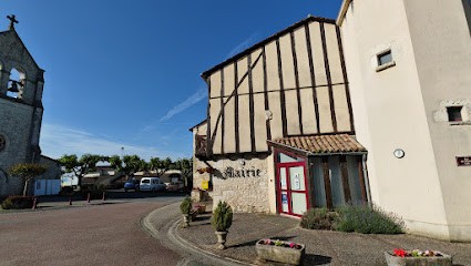 Mairie, Chambre d'Hôtes à Singleyrac