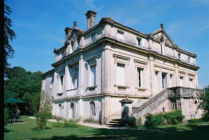 Bussaguet Sci, Location de Vacances à Eysines