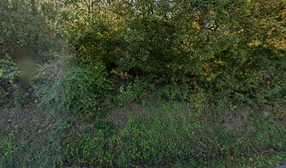 Charmante Chambre Avec Sauna, Douche, WC Et Extérieur Le Tout Privatif, Entrée Séparée,Spa Et Piscine En été, Parking, Vue Dominante Dans Les Bois, Chambre d'Hôtes à Gap