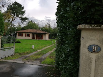 Le Jardin De Marie, Location de Vacances à Saint-Denis-de-Pile