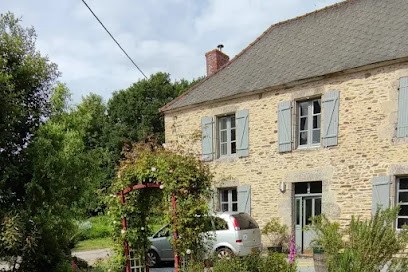 Les Volets Gris, Location de Vacances à La Croix-Helléan