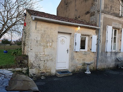 Lynsey's Gites, Chambre d'Hôtes à Saint-Savinien