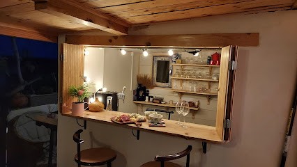 La Cabane De Thau, Location de Vacances à Loupian