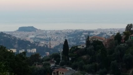 Lolivula, Location de Vacances à Saint-André-de-la-Roche