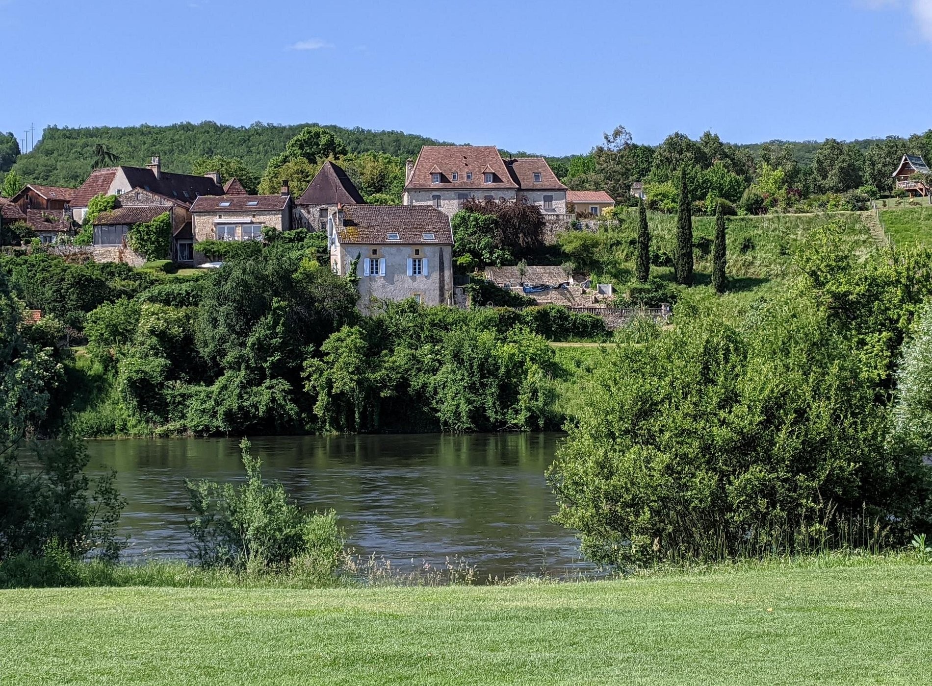 La Noyeraie du Port d'Enveaux, Chambre d'Hôtes à Saint-Vincent-de-Cosse